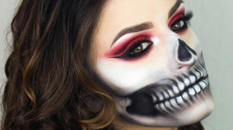 maquillaje-de-dia-de-muertos-calavera-blanco-negro