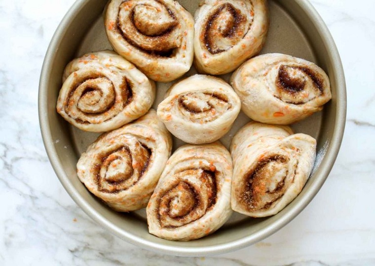 pastel-de-zanahoria-rollos-canela-receta