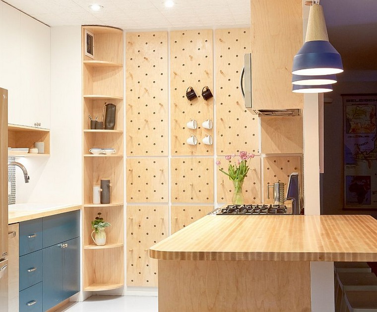 tablero-clavijas-cocina-madera-opciones