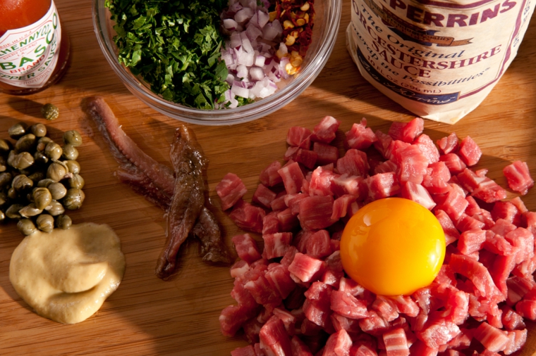 tartar de atun con aguacate-ingredientes