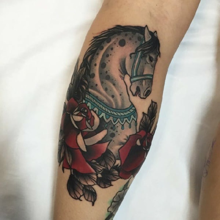 tatuaje-neo-tradicional-caballo