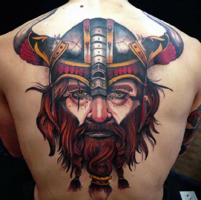 tatuajes neo-tradicionales-vikingo