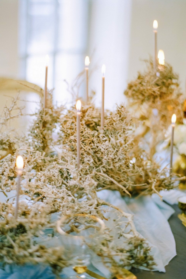 decorar-mesa-velas-pequenas-boda-invierno