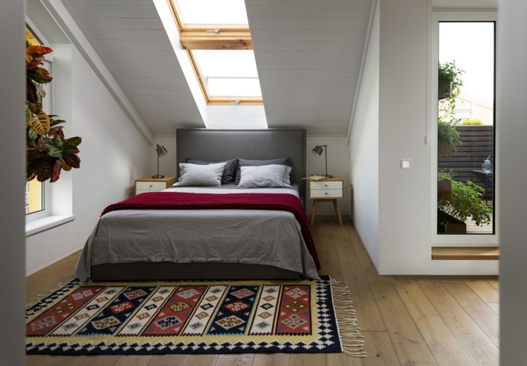dormitorio-con-tragaluz