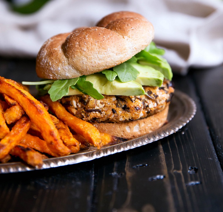 hamburguesas veganas-arroz-salvaje-batata