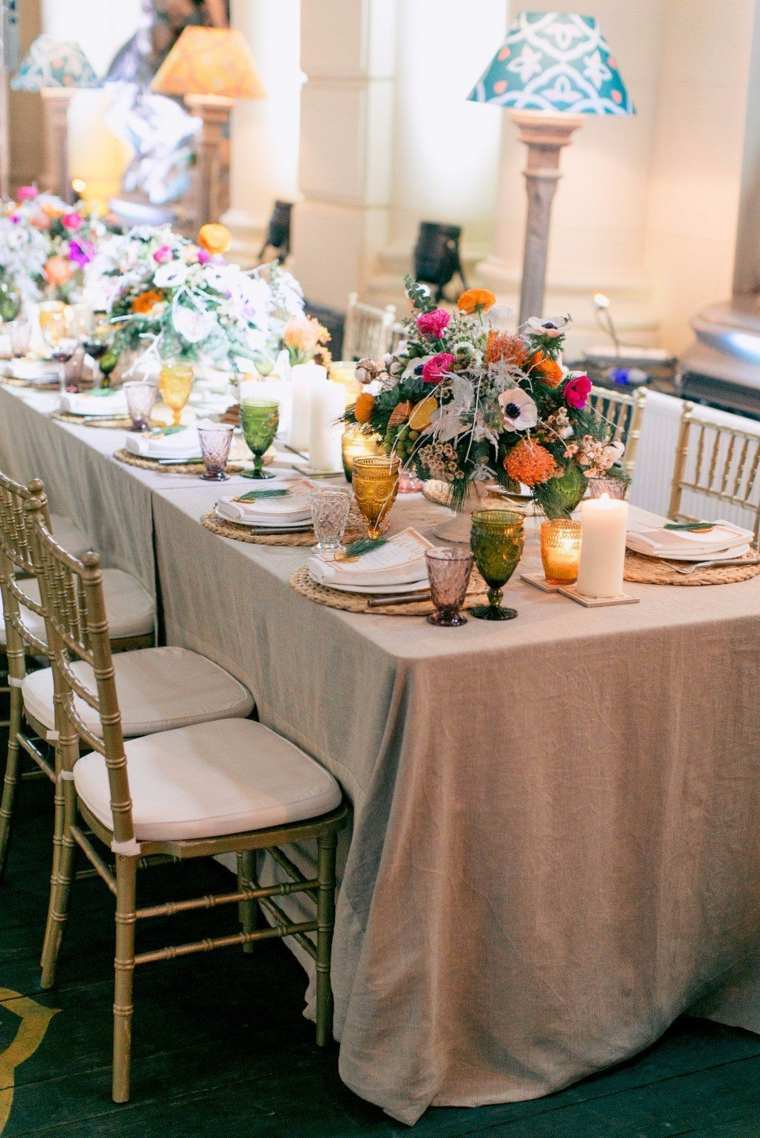 ideas-para-bodas-invierno-decoracion-mesa-flores
