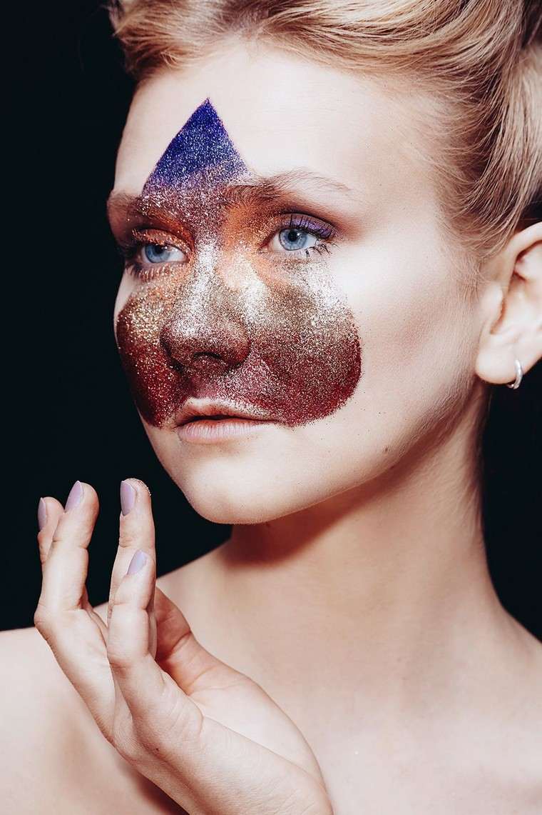 maquillaje-de-halloween-estilo-minalista-original