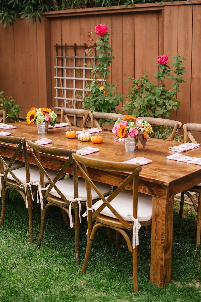 mesa-decorada-elegante-moderna