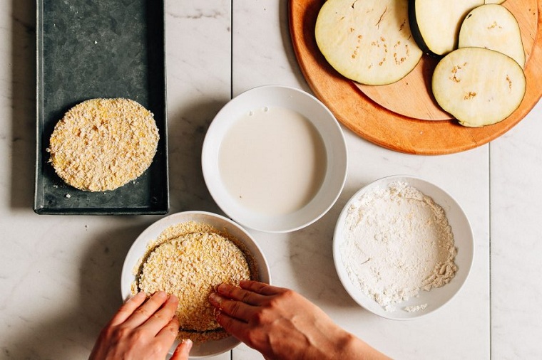recetas-veganas-rapidas-berenjenas-empanadas