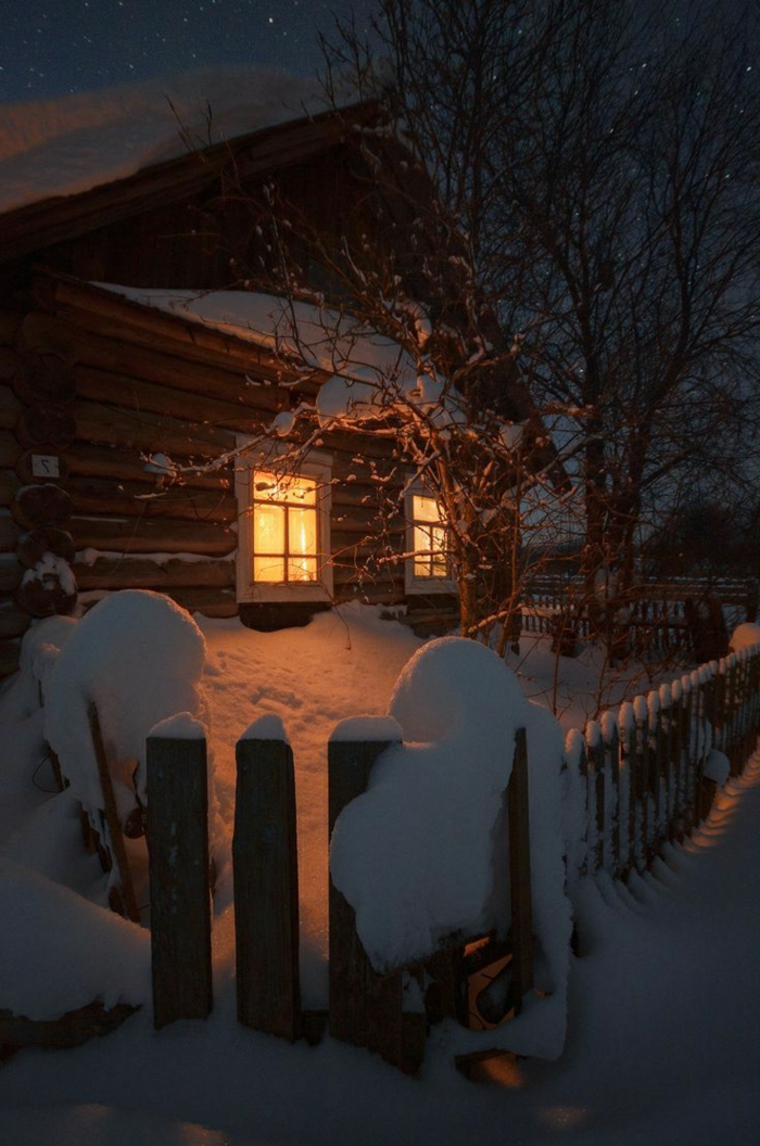 casa-cubierta-de-nieve