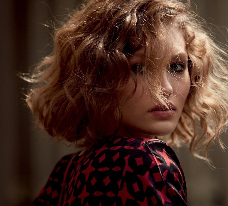 ideas-originales-tener-pelo-mujer-castano