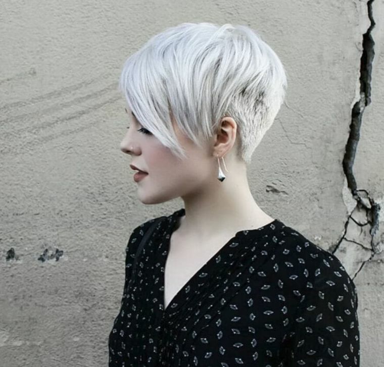 ideas-pixie-cabello-rubio-mujer