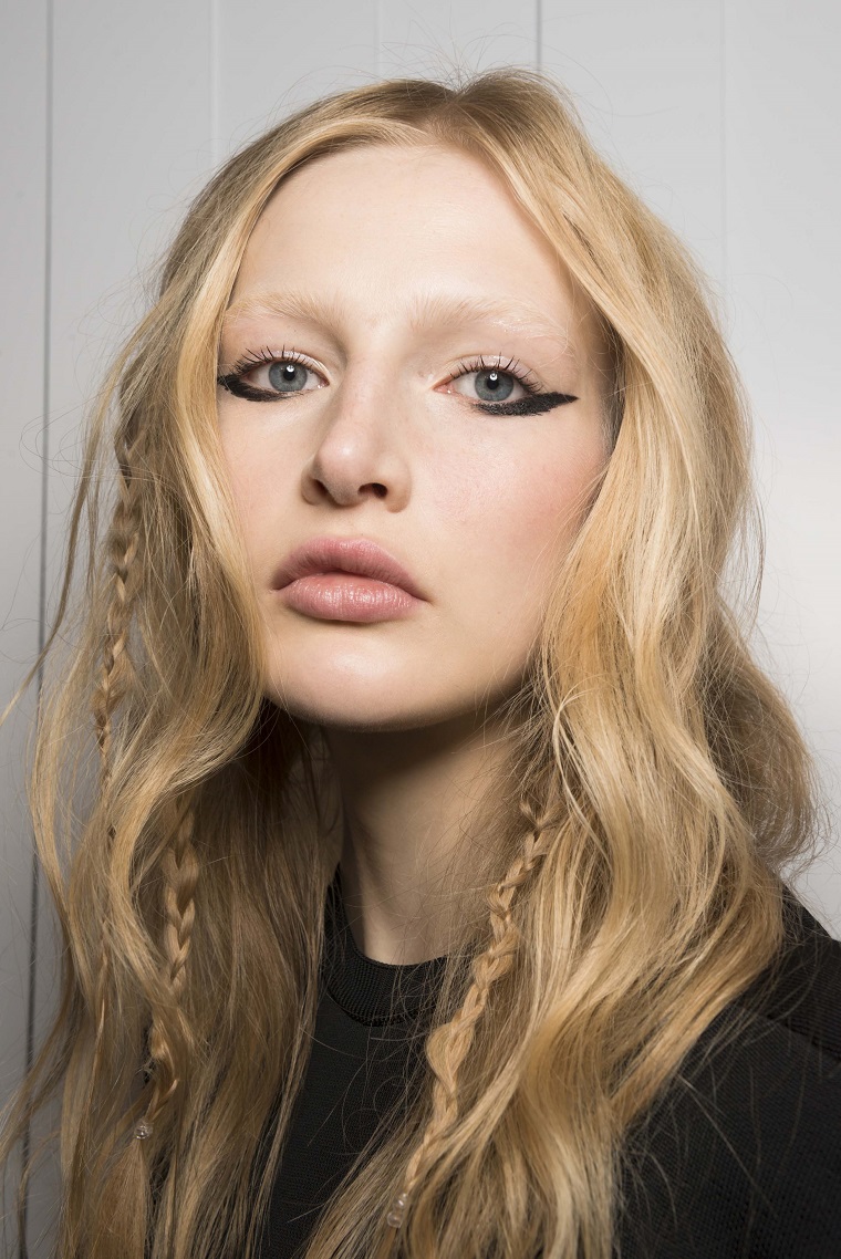 Jill-Stuart-modelos-color-cabello-rubio