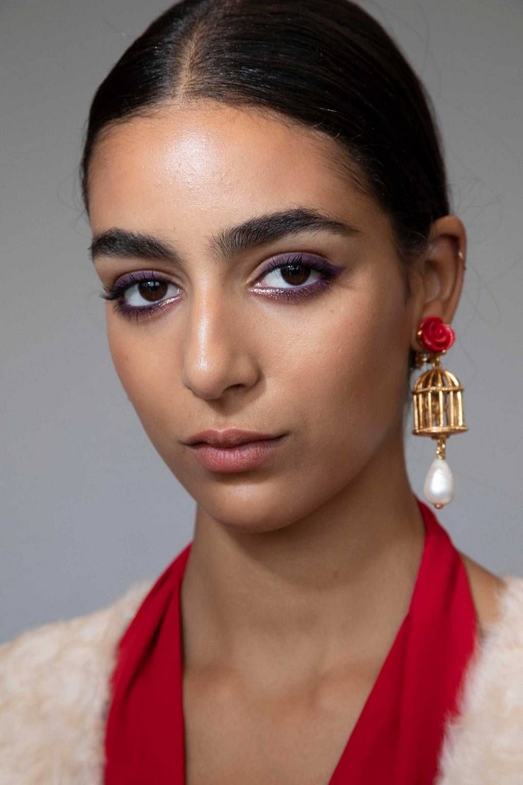 Oscar de la Renta-maquillaje-estilo-ahumado