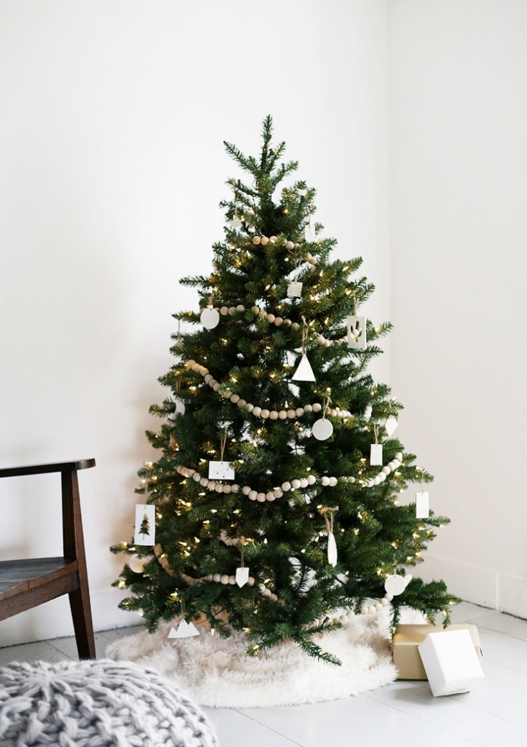 decoracion-navidad-simple-guirnalda-madera