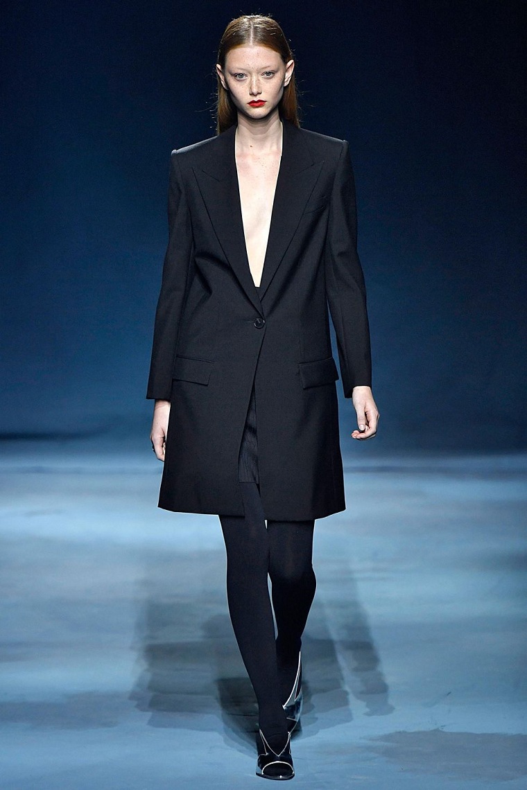 givenchy-traje-moderno-elegante