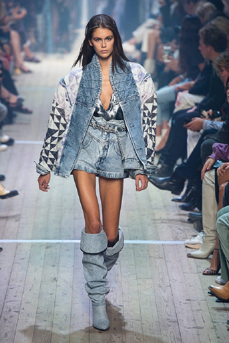 tendencias-de-moda-ropa-vaquera-falda