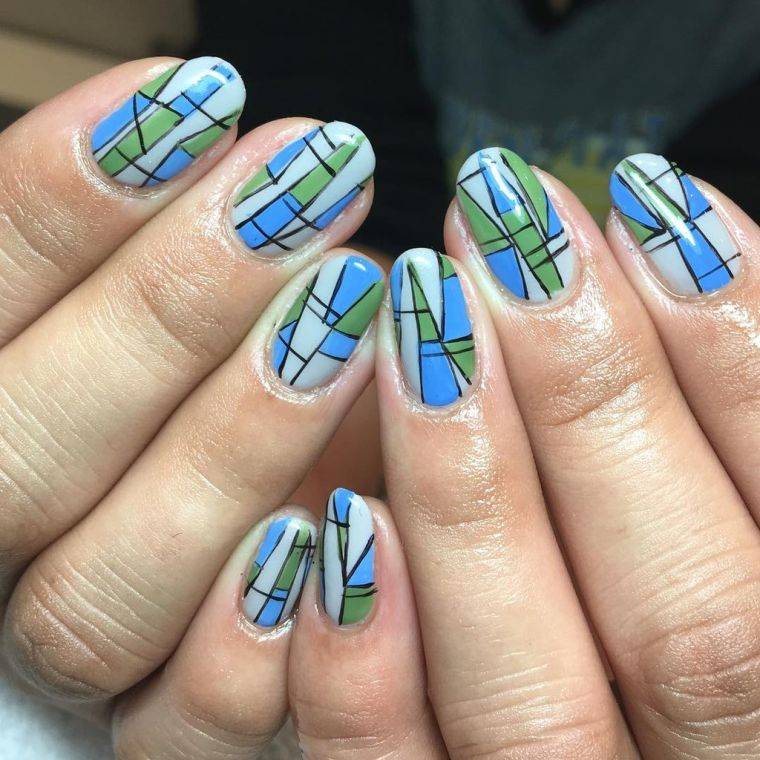 unas-diseno-geometrico-azul-verde