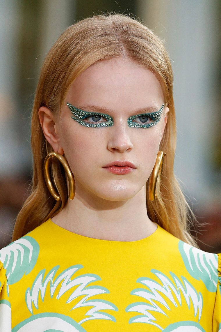 valentino-brillo-ojos-modelos-estilo-primavera