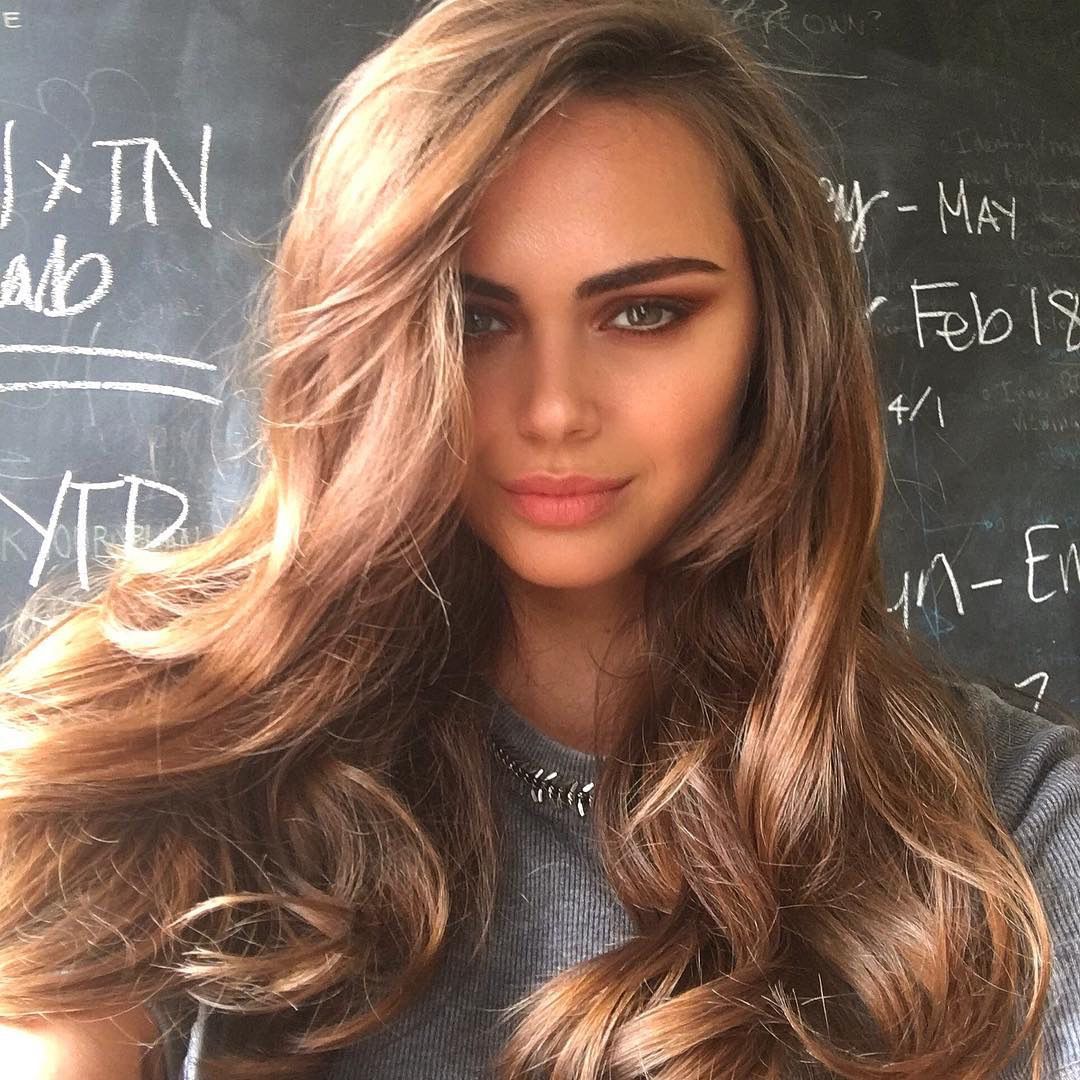 cabello-castano-largo-opciones-ideas