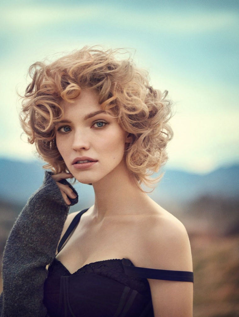 cabello-rizado-opciones-estilo-corto
