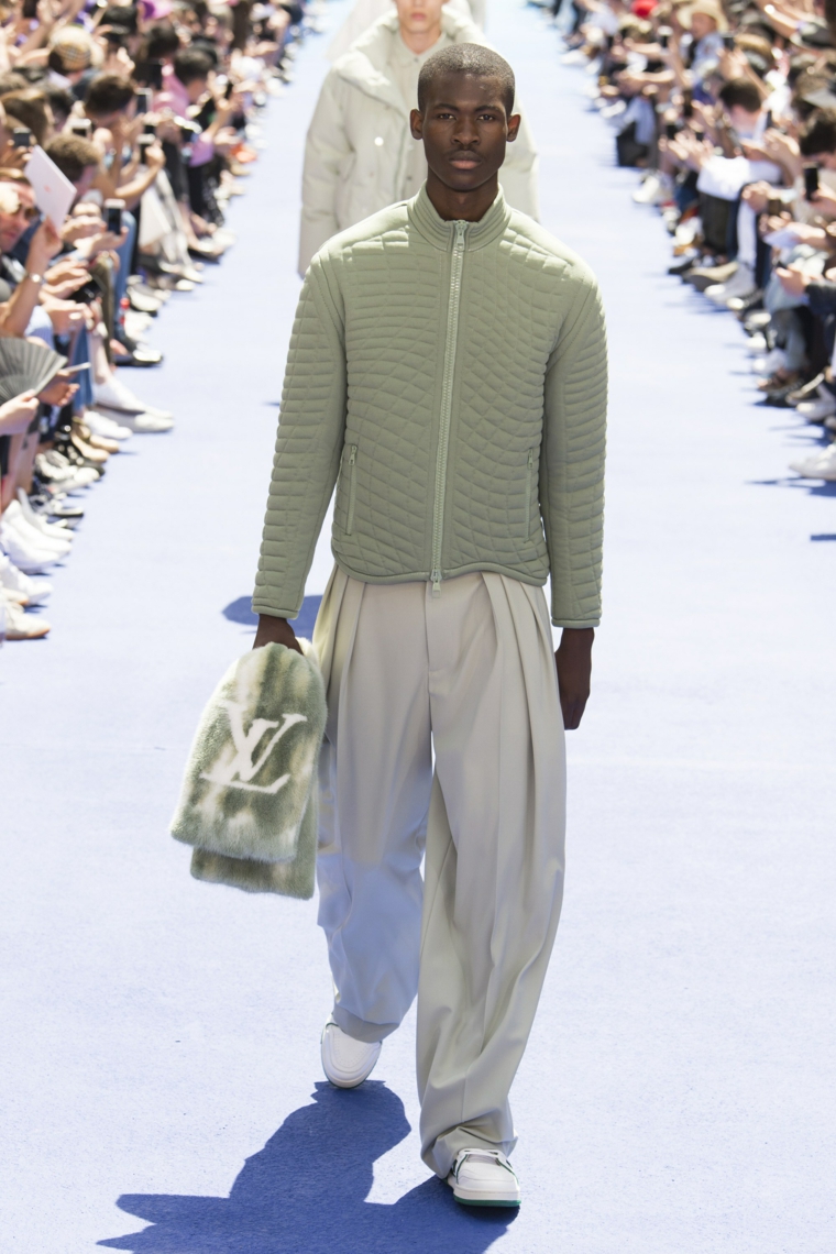 tendencias-2019-moda-masculina-Louis-Vuitton-pantalon-ancho