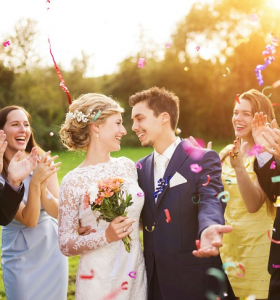 Últimas tendencias en detalles de boda originales y útiles para los invitados