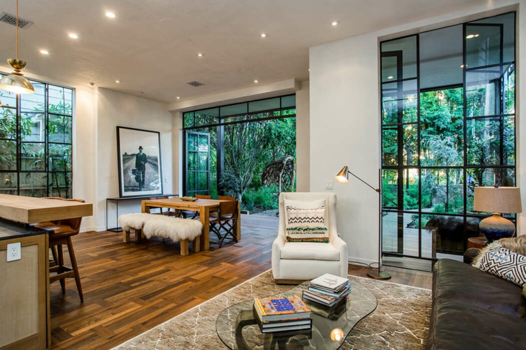 Muebles y accesorios para añadir textura a tu diseño interior