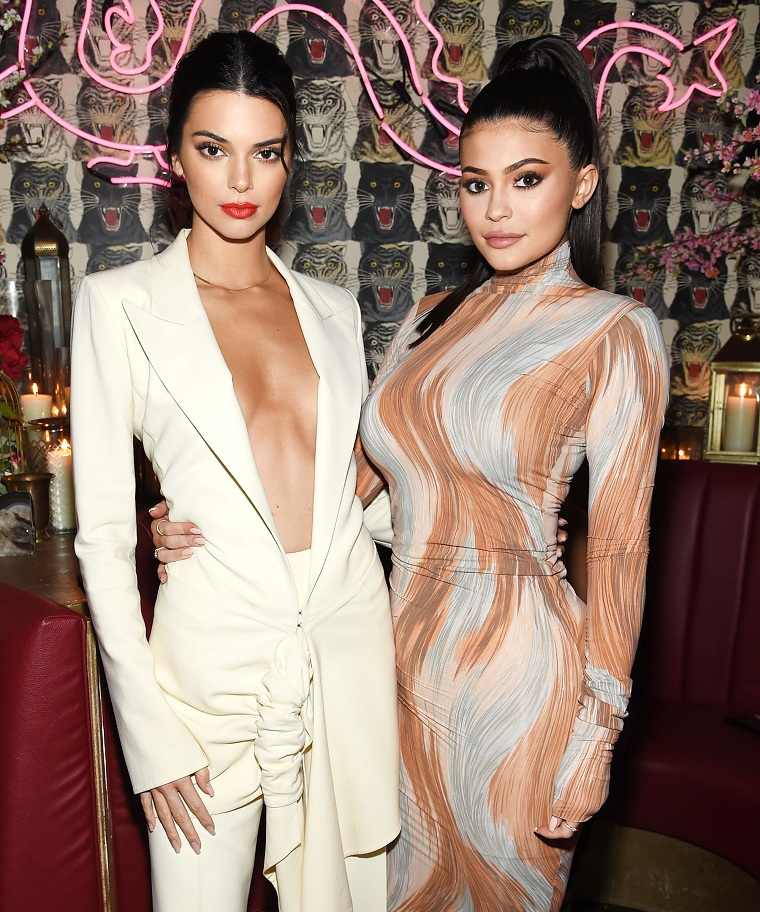 Kylie Jenner-hermana-Kendall-colaboracion-maquillaje