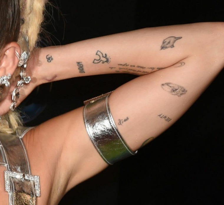 Miley Cyrus tatuajes