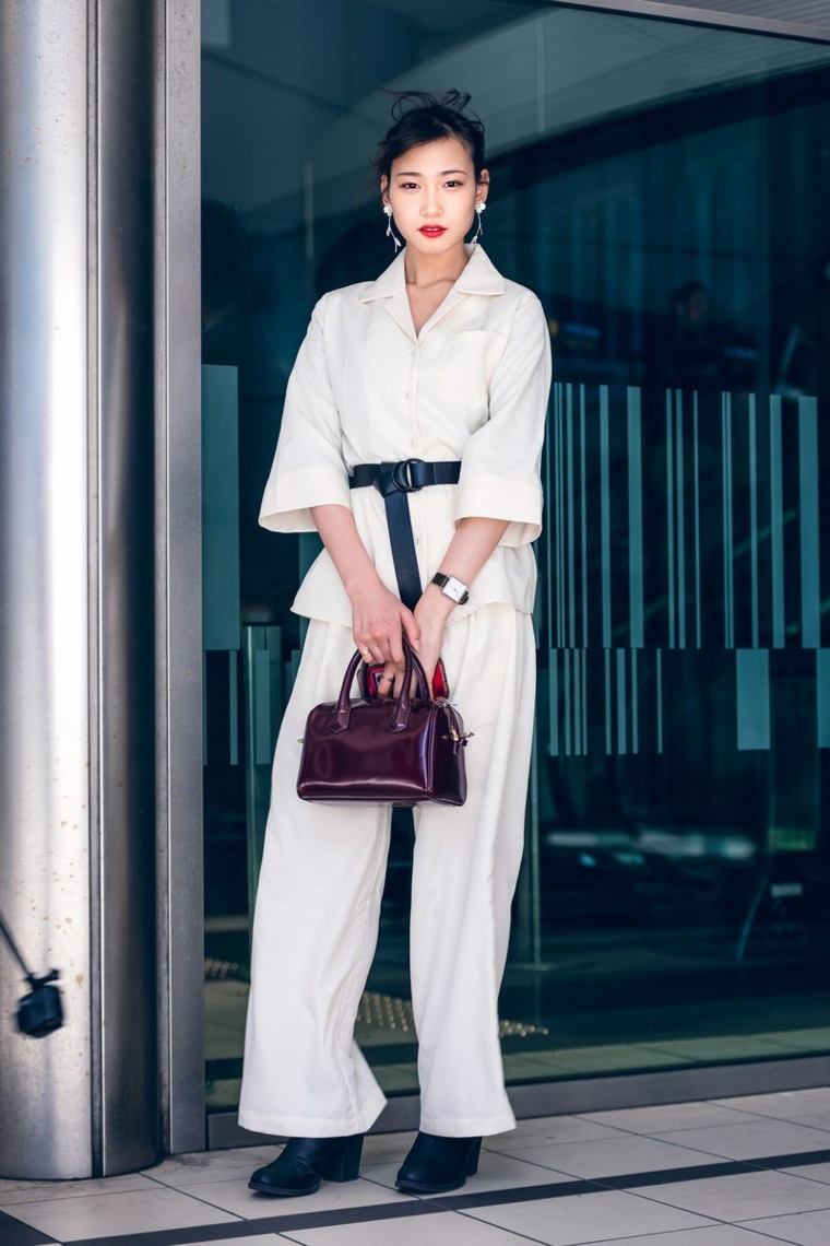 traje blanco semana moda tokyo
