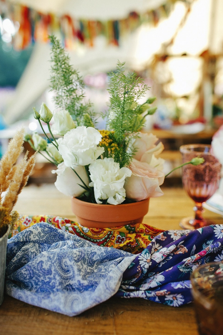 boda-boho-chic-estilo-decorar-macetas