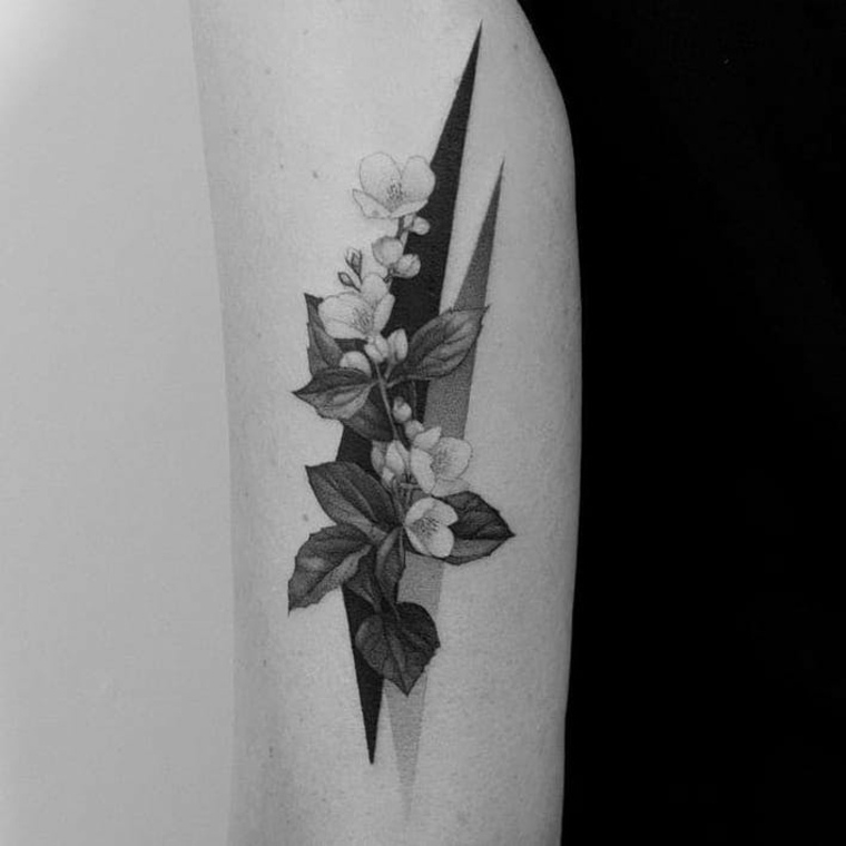 tatuajes modernos florales