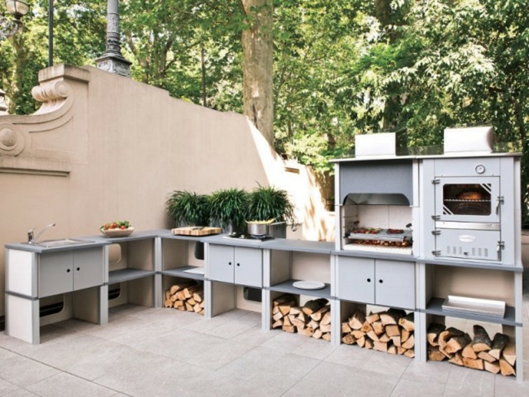 Bonito diseño de cocina exterior