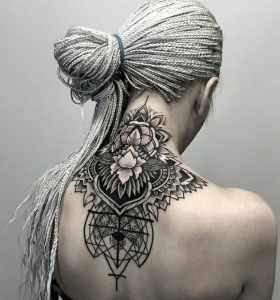 mandala-tattoo-diseno-geometrico-mujer