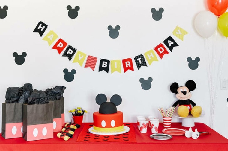 ideas de decoración para cumpleaños Mickey Mouse