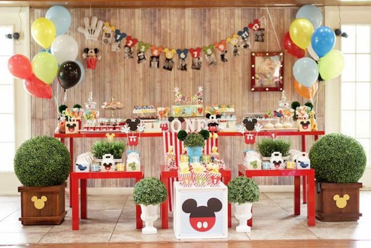 cumpleaños con tema de Mickey Mouse