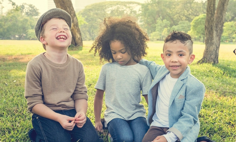 niños sanos y felices