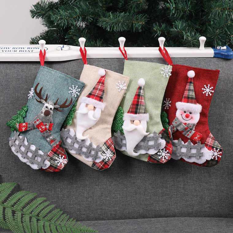 calcetines navideños sofa