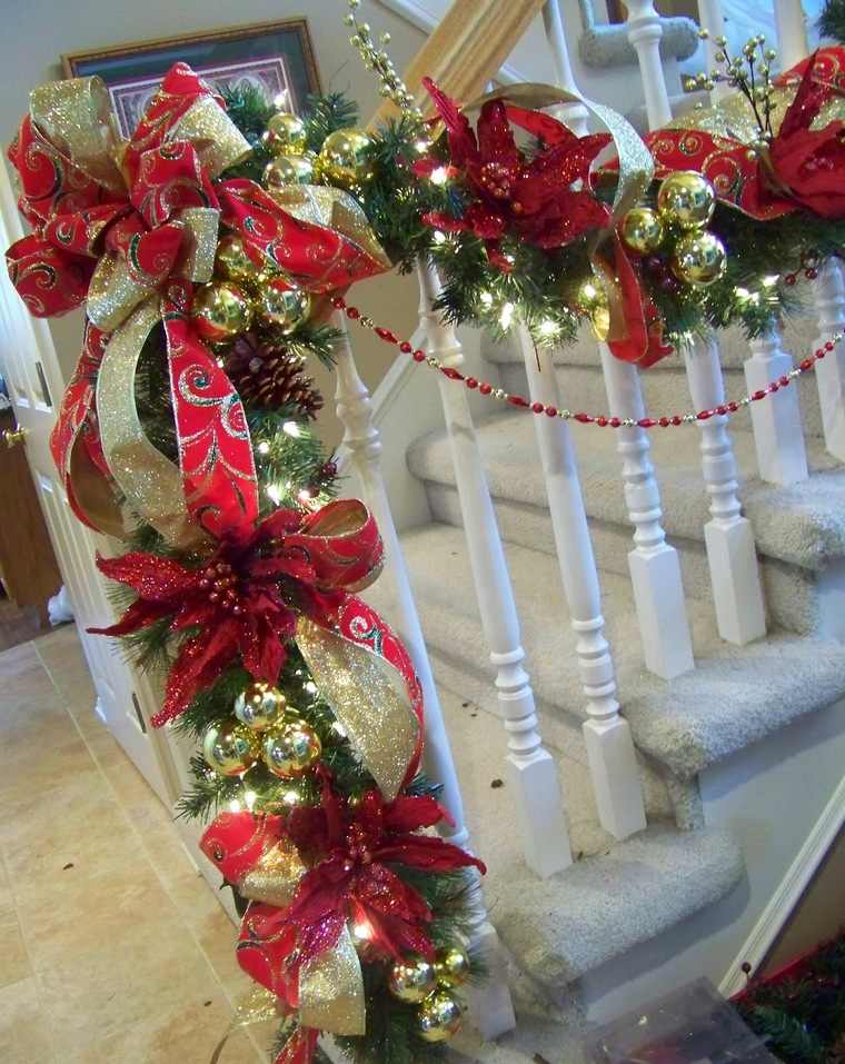 ideas de decoración navideña escaleras