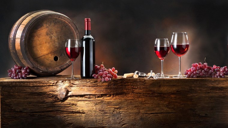 beneficios del vino tinto barril