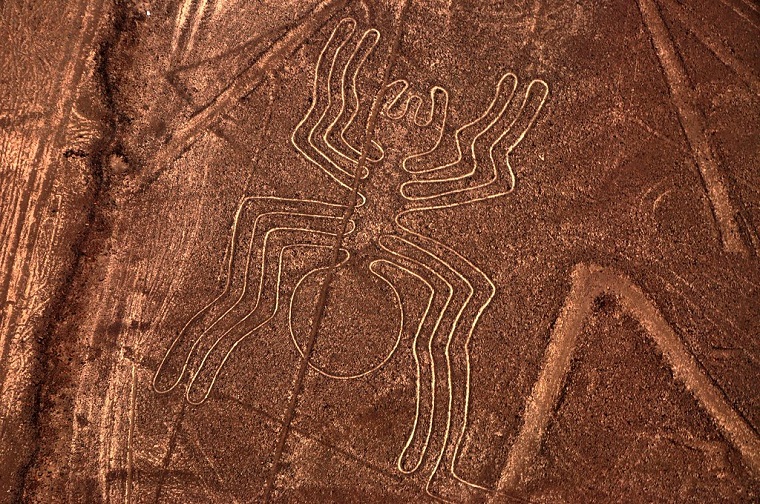 Geoglifos de Nazca más de 140 nuevos dibujos gigantes de piedra