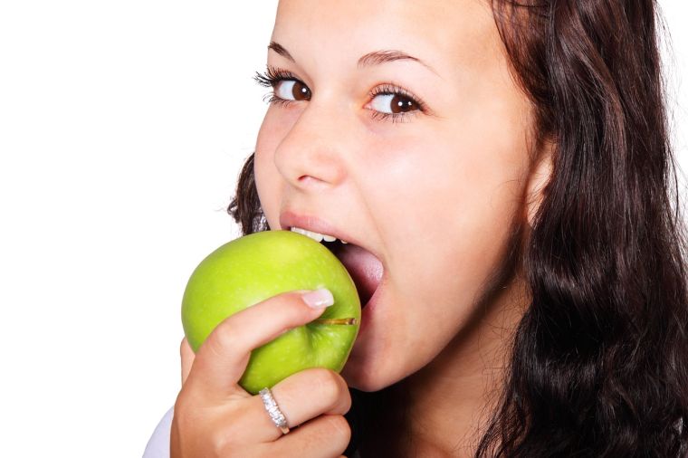 alcalinizar el cuerpo manzana