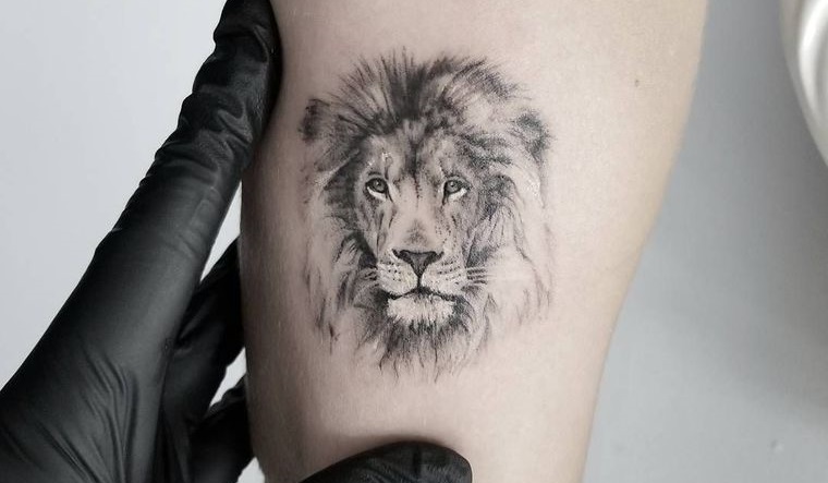 tatuajes de leones pequeños