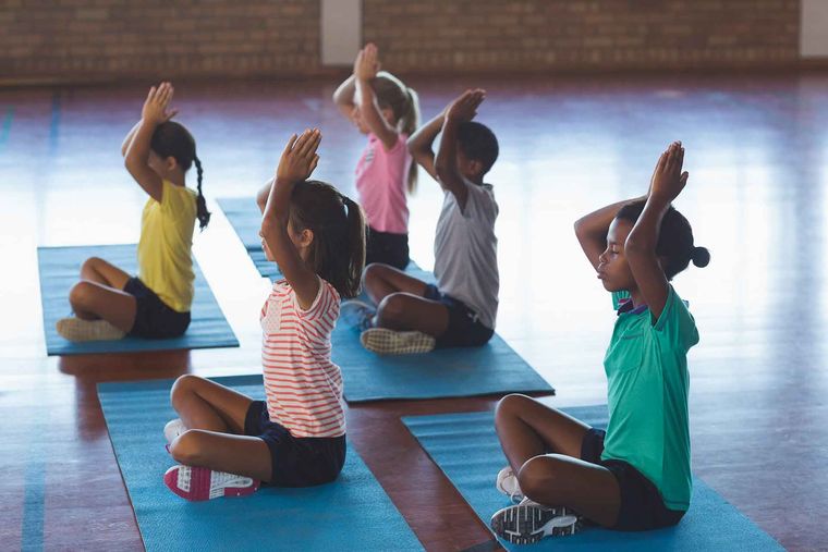 yoga para niños concentracion