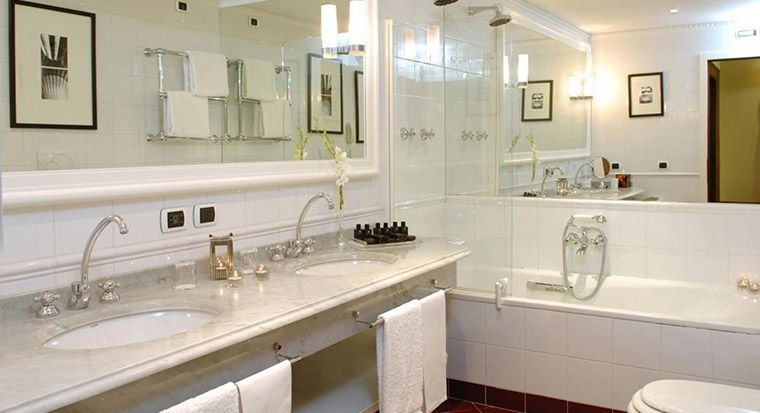 baños modernos con granito