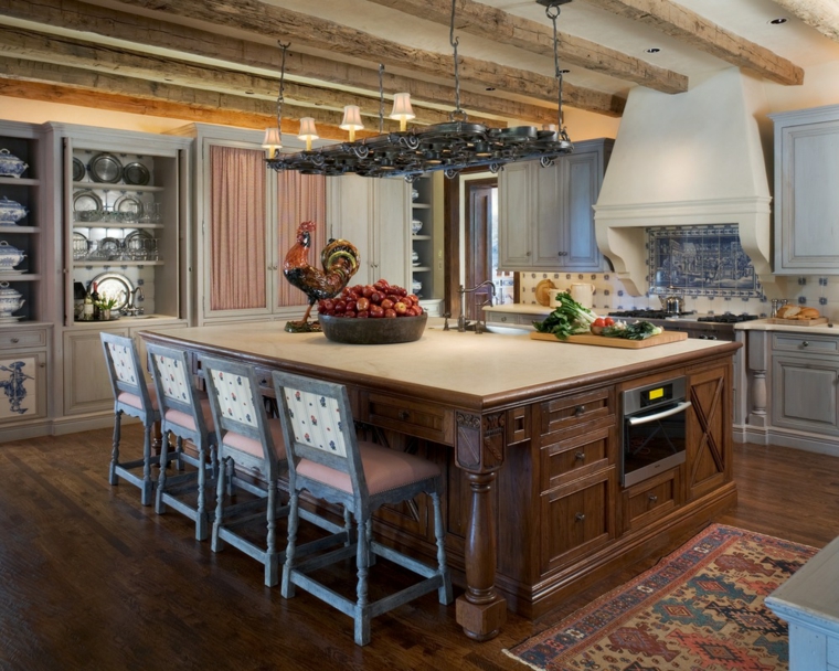 Cocinas con vigas de madera para un aire rústico en el espacio moderno