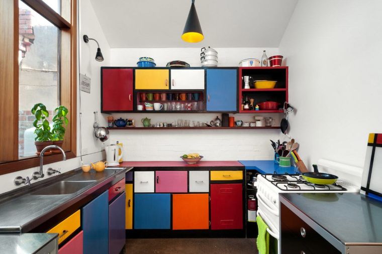 Cocina ecléctica - La belleza de la decoración colorida