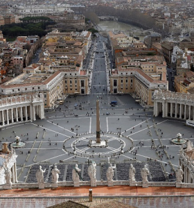 El Papa Francisco dona respiradores mientras el Vaticano intensifica el plan de virus