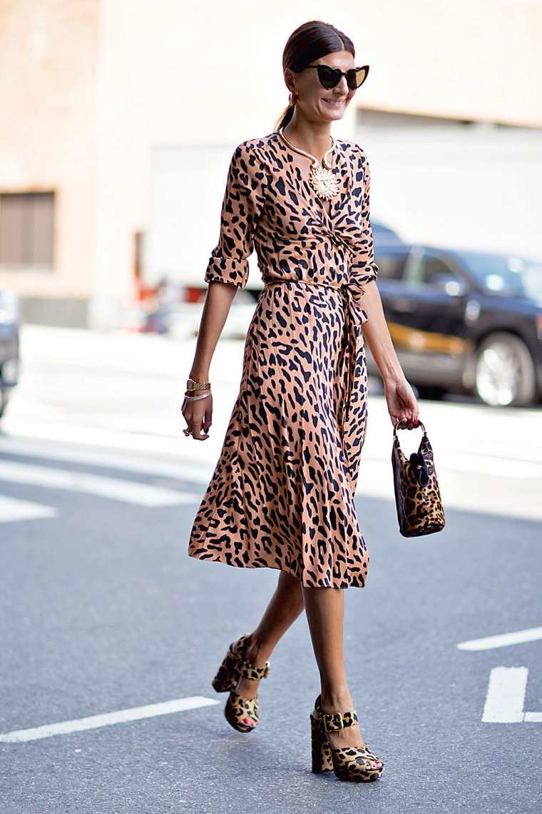 estampado-leopardo-vestido-zapatos-bolso